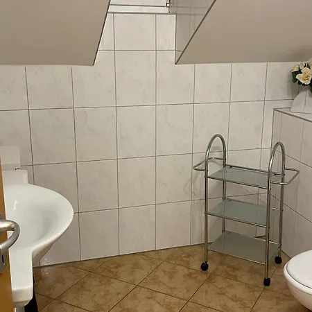 99 7, Ginsterweg 6 E Apartment *